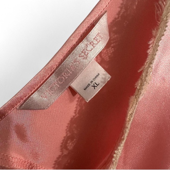 Vintage Victoria's Secret Pink Satin Chemise with Lace XL - Picture 5 of 6